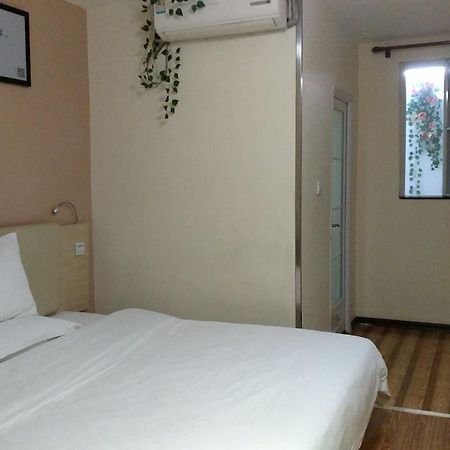 E+ Hotel Guangzhou Baixin Branch Luaran gambar